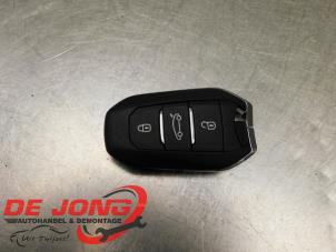 Gebruikte Sleutel Peugeot 308 SW (F4/FC/FN/FR) 1.2 12V PureTech 130 Prijs € 50,00 Margeregeling aangeboden door Autodemontagebedrijf de Jong