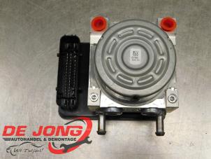 Gebruikte ABS Pomp Ford Focus 4 1.0 Ti-VCT EcoBoost 12V 125 Prijs € 146,45 Margeregeling aangeboden door Autodemontagebedrijf de Jong