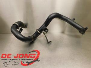 Gebruikte Intercooler Buis Opel Combo 1.6 CDTI 16V ecoFlex Prijs € 39,95 Margeregeling aangeboden door Autodemontagebedrijf de Jong