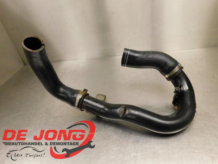 Gebruikte Intercooler Buis Opel Combo 1.6 CDTI 16V ecoFlex Prijs € 48,99 Margeregeling aangeboden door Autodemontagebedrijf de Jong