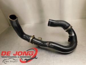 Gebruikte Intercooler Buis Opel Combo 1.6 CDTI 16V ecoFlex Prijs € 48,99 Margeregeling aangeboden door Autodemontagebedrijf de Jong