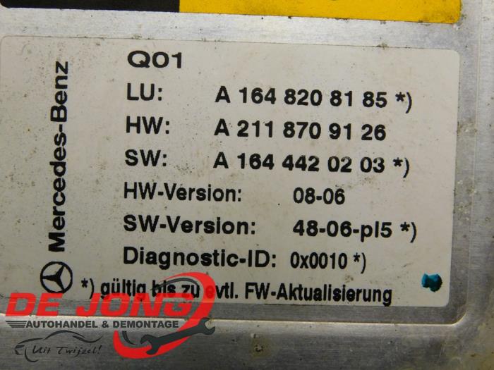 Xenon module van een Mercedes-Benz ML II (164/4JG) 3.0 ML-320 CDI 4-Matic V6 24V 2007