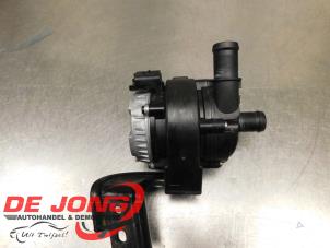 Gebruikte Waterpomp Mercedes Citan (420.6) 1.5 110 CDI Prijs € 146,40 Inclusief btw aangeboden door Autodemontagebedrijf de Jong