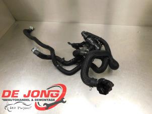 Gebruikte Thermostaathuis Mercedes Citan (420.6) 1.5 110 CDI Prijs € 72,59 Inclusief btw aangeboden door Autodemontagebedrijf de Jong