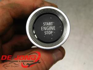 Gebruikte Start/Stop schakelaar Mercedes Citan (420.6) 1.5 110 CDI Prijs € 19,95 Inclusief btw aangeboden door Autodemontagebedrijf de Jong