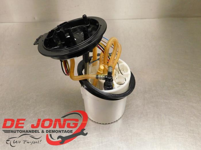 Gebruikte Tank element Pomp Seat Leon (5FB) 1.6 TDI 16V Prijs € 52,45 Margeregeling aangeboden door Autodemontagebedrijf de Jong