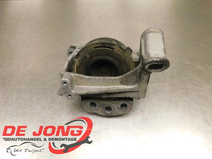 Gebruikte Motorsteun Mazda CX-5 I (KE,GH) 2.2 Skyactiv D 150 16V 4WD Prijs € 19,95 Margeregeling aangeboden door Autodemontagebedrijf de Jong