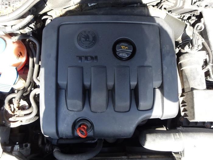 Gebruikte Motor Skoda Octavia Combi (1Z5) 2.0 TDI PD 16V Prijs € 399,00 Margeregeling aangeboden door Autodemontagebedrijf de Jong