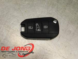 Gebruikte Sleutel Citroen Jumpy 2.0 Blue HDI 145 Prijs € 36,30 Inclusief btw aangeboden door Autodemontagebedrijf de Jong