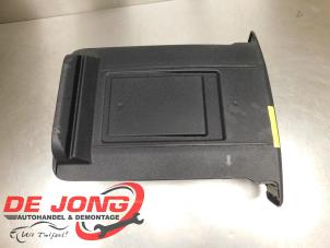 Gebruikte Krikset Citroen Jumpy 2.0 Blue HDI 145 Prijs € 52,44 Inclusief btw aangeboden door Autodemontagebedrijf de Jong