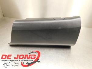 Gebruikte Dashboardkastje Citroen Jumpy 2.0 Blue HDI 145 Prijs € 29,94 Inclusief btw aangeboden door Autodemontagebedrijf de Jong