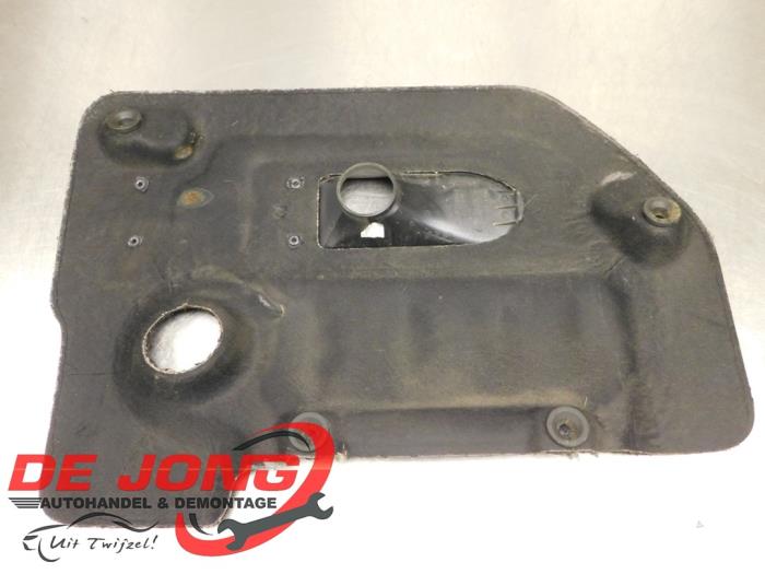 Afdekplaat motor van een Citroën Jumpy 2.0 Blue HDI 145 2023