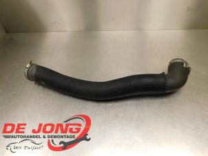 Gebruikte Intercooler Slang Citroen Jumpy 2.0 Blue HDI 145 Prijs € 31,45 Inclusief btw aangeboden door Autodemontagebedrijf de Jong