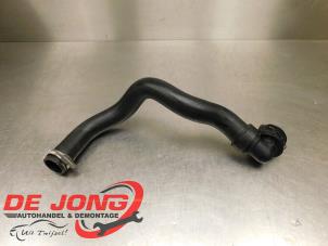 Gebruikte Radiateurslang Citroen Jumpy 2.0 Blue HDI 145 Prijs € 19,97 Inclusief btw aangeboden door Autodemontagebedrijf de Jong