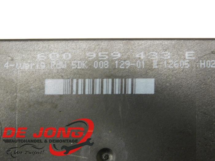 Computer Body Control van een Volkswagen Polo IV (9N1/2/3) 1.4 FSI 16V 2004