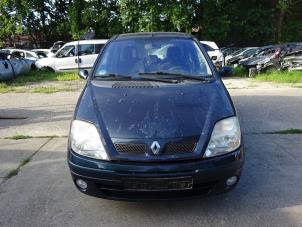 Gebruikte Versnellingsbak Renault Scénic I (JA) 1.8 16V Prijs € 225,00 Margeregeling aangeboden door Autodemontagebedrijf de Jong