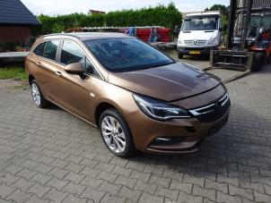 Gebruikte Versnellingsbak Opel Astra K Sports Tourer 1.0 Turbo 12V Prijs € 825,00 Margeregeling aangeboden door Autodemontagebedrijf de Jong