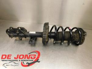 Gebruikte Mac Phersonpoot rechts-voor Mercedes Vito (447.6) 1.7 110 CDI 16V Prijs € 119,98 Inclusief btw aangeboden door Autodemontagebedrijf de Jong