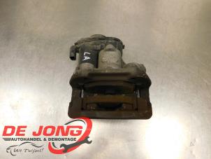 Gebruikte Remklauw (Tang) links-achter Mercedes GLE (V167) 300d 2.0 Turbo 16V 4-Matic Prijs € 159,99 Margeregeling aangeboden door Autodemontagebedrijf de Jong