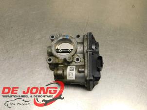 Gebruikte Gasklephuis Renault Clio IV Estate/Grandtour (7R) 0.9 Energy TCE 90 12V Prijs € 4,90 Margeregeling aangeboden door Autodemontagebedrijf de Jong