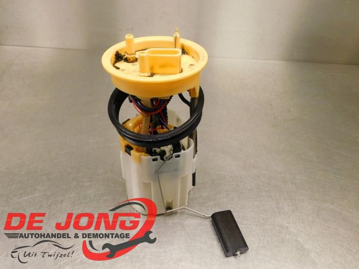 Gebruikte Tank element Pomp Volkswagen Crafter (SY) 2.0 TDI FWD Prijs € 129,98 Inclusief btw aangeboden door Autodemontagebedrijf de Jong