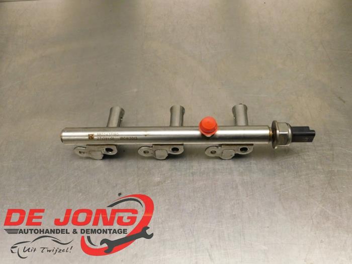 Gebruikte Verstuiver brug Opel Crossland (X) 1.2 Turbo 12V Euro 6 Prijs € 29,90 Margeregeling aangeboden door Autodemontagebedrijf de Jong