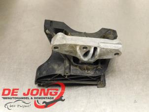 Gebruikte Motorsteun Peugeot Partner (EA//EF/EN/EU) 1.6 BlueHDi 100 Prijs € 24,99 Margeregeling aangeboden door Autodemontagebedrijf de Jong