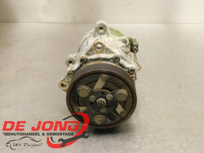 Gebruikte Aircopomp Volkswagen New Beetle (1Y7) 1.6 Prijs € 14,99 Margeregeling aangeboden door Autodemontagebedrijf de Jong