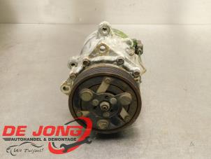 Gebruikte Pomp Airco Volkswagen New Beetle (1Y7) 1.6 Prijs € 14,99 Margeregeling aangeboden door Autodemontagebedrijf de Jong