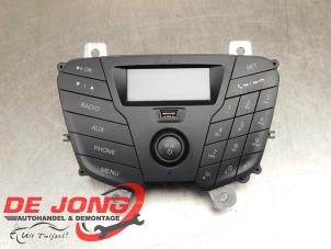 Gebruikte Regelunit Multi Media Ford Transit Courier 1.0 Ti-VCT EcoBoost 12V Prijs € 159,99 Margeregeling aangeboden door Autodemontagebedrijf de Jong