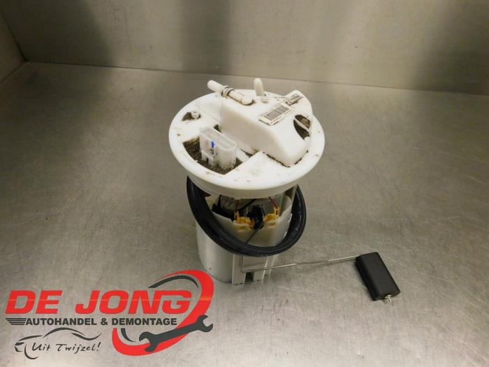 Gebruikte Tank element Pomp Ford Transit Courier 1.0 Ti-VCT EcoBoost 12V Prijs € 41,99 Margeregeling aangeboden door Autodemontagebedrijf de Jong