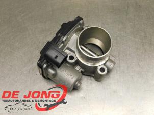 Gebruikte Gasklephuis Ford Transit Courier 1.0 Ti-VCT EcoBoost 12V Prijs € 34,99 Margeregeling aangeboden door Autodemontagebedrijf de Jong