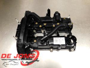 Gebruikte Kleppendeksel Ford B-Max (JK8) 1.0 EcoBoost 12V 100 Prijs € 39,99 Margeregeling aangeboden door Autodemontagebedrijf de Jong