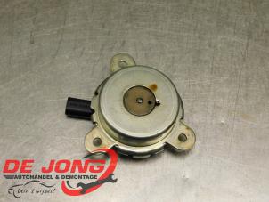 Gebruikte Sensor Nokkenas Ford Focus 4 1.0 Ti-VCT EcoBoost 12V 125 Prijs € 13,99 Margeregeling aangeboden door Autodemontagebedrijf de Jong