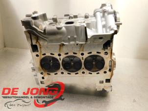 Gebruikte Cilinderkop Ford Focus 4 1.0 Ti-VCT EcoBoost 12V 125 Prijs € 362,99 Margeregeling aangeboden door Autodemontagebedrijf de Jong