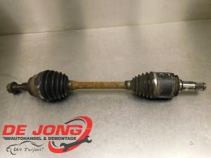 Gebruikte Steekas links-voor Mercedes ML II (164/4JG) 3.5 350 4-Matic V6 24V Prijs € 47,99 Margeregeling aangeboden door Autodemontagebedrijf de Jong