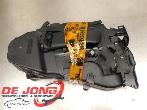 Gebruikte Distributiedeksel Volkswagen Golf VIII (CD1) 2.0 TDI BlueMotion 16V Prijs € 14,95 Margeregeling aangeboden door Autodemontagebedrijf de Jong