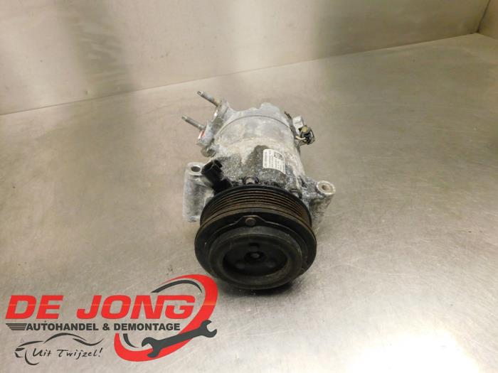 Gebruikte Aircopomp Ford Fiesta 7 1.0 EcoBoost 12V Prijs € 64,90 Margeregeling aangeboden door Autodemontagebedrijf de Jong