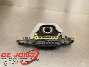 Gebruikte Motorsteun Opel Astra K Sports Tourer 1.6 CDTI 110 16V Prijs € 19,99 Margeregeling aangeboden door Autodemontagebedrijf de Jong