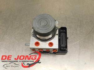 Gebruikte ABS Pomp Peugeot Partner (EA//EF/EN/EU) 1.5 BlueHDi 100 Prijs € 69,95 Margeregeling aangeboden door Autodemontagebedrijf de Jong