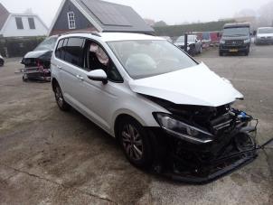 Gebruikte Motor Volkswagen Touran (5T1) 2.0 TDI 150 Prijs € 3.250,00 Margeregeling aangeboden door Autodemontagebedrijf de Jong