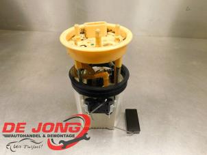 Gebruikte Brandstofpomp Elektrisch Volkswagen Polo V (6R) 1.4 TDI 12V 75 Prijs € 24,99 Margeregeling aangeboden door Autodemontagebedrijf de Jong