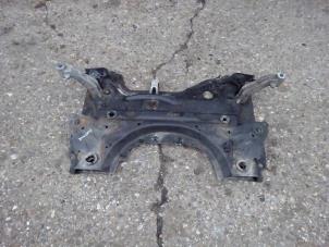 Gebruikte Subframe Peugeot Partner (EA//EF/EN/EU) 1.5 BlueHDi 100 Prijs € 144,95 Margeregeling aangeboden door Autodemontagebedrijf de Jong