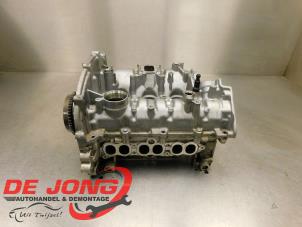 Gebruikte Cilinderkop Ford Fiesta 7 1.0 EcoBoost 12V Prijs € 524,99 Margeregeling aangeboden door Autodemontagebedrijf de Jong