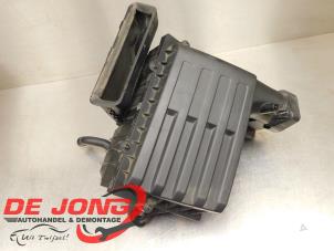 Gebruikte Luchtfilterhuis Volkswagen Golf Sportsvan (AUVS) 1.6 TDI BlueMotion 16V Prijs € 24,99 Margeregeling aangeboden door Autodemontagebedrijf de Jong