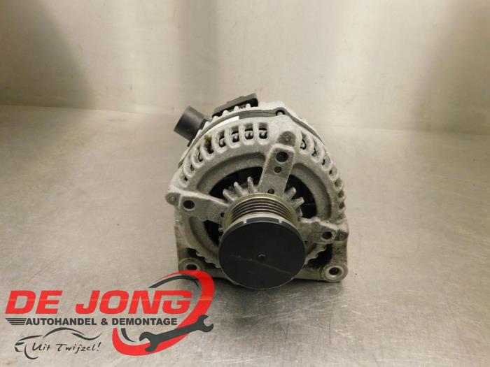 Gebruikte Dynamo Ford Fiesta 7 1.0 EcoBoost 12V 100 Prijs € 49,99 Margeregeling aangeboden door Autodemontagebedrijf de Jong