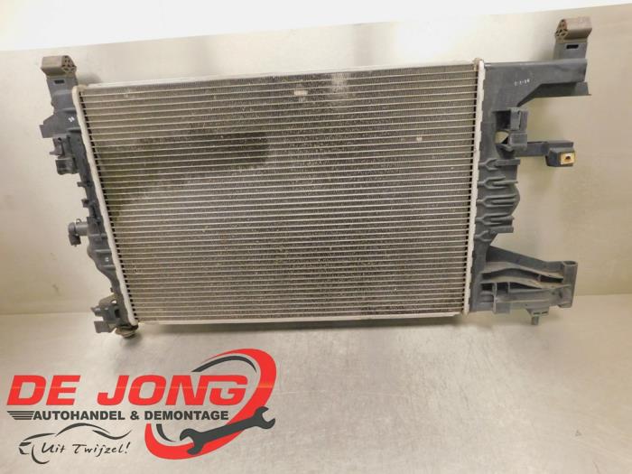 Gebruikte Radiateur Opel Astra J Sports Tourer (PD8/PE8/PF8) 1.4 Turbo 16V Prijs € 39,90 Margeregeling aangeboden door Autodemontagebedrijf de Jong