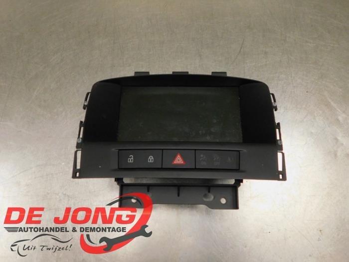 Gebruikte Display Interieur Opel Astra J Sports Tourer (PD8/PE8/PF8) 1.4 Turbo 16V Prijs € 149,95 Margeregeling aangeboden door Autodemontagebedrijf de Jong