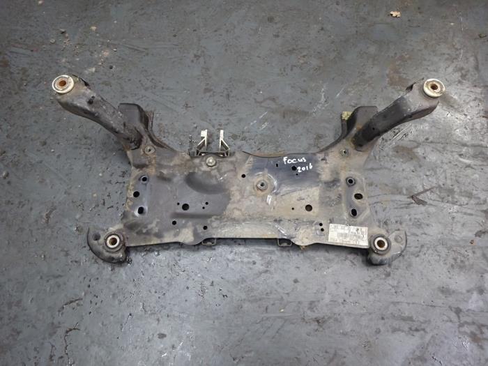 Gebruikte Subframe Ford Focus 3 Wagon 1.5 TDCi Prijs € 49,99 Margeregeling aangeboden door Autodemontagebedrijf de Jong