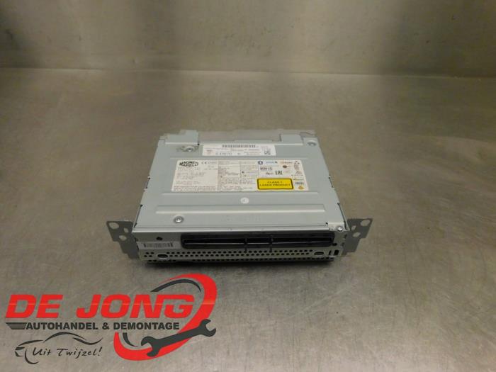 Gebruikte Radio module BMW 2 serie (F23) 218i 1.5 TwinPower Turbo 12V Prijs € 349,99 Margeregeling aangeboden door Autodemontagebedrijf de Jong
